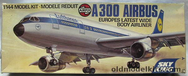 Airfix 1/144 A300B-2 Airbus - Lufthansa - Sky King Series, 06176-4 plastic model kit